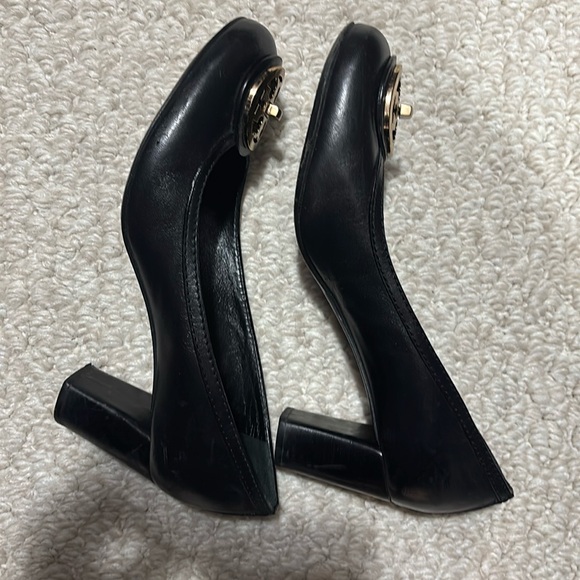 Tory Burch Pumps - Picture 3 of 7